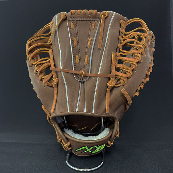 Globe brown for one sample item only for special hands and two -handed pitching