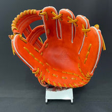 Cargar imagen en el visor de la galería, Muestra de productos Especiales Precio Especial Agua caliente Fir Fir Molded XB Infield Glove Naranja
